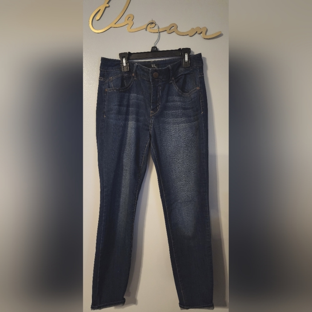 1822 Dark Denim Jeans Women's Size 6